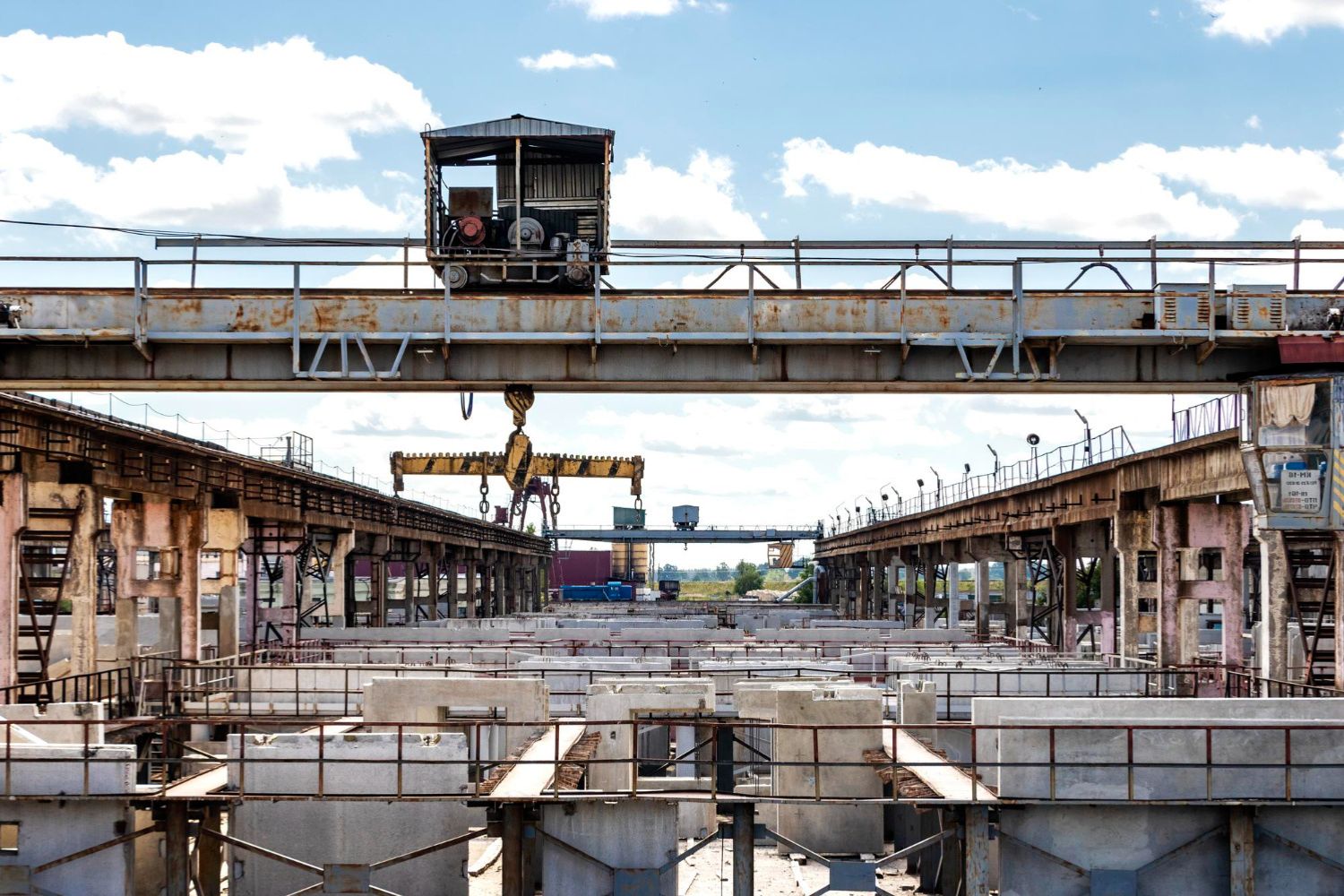 Cement & Construction Materials